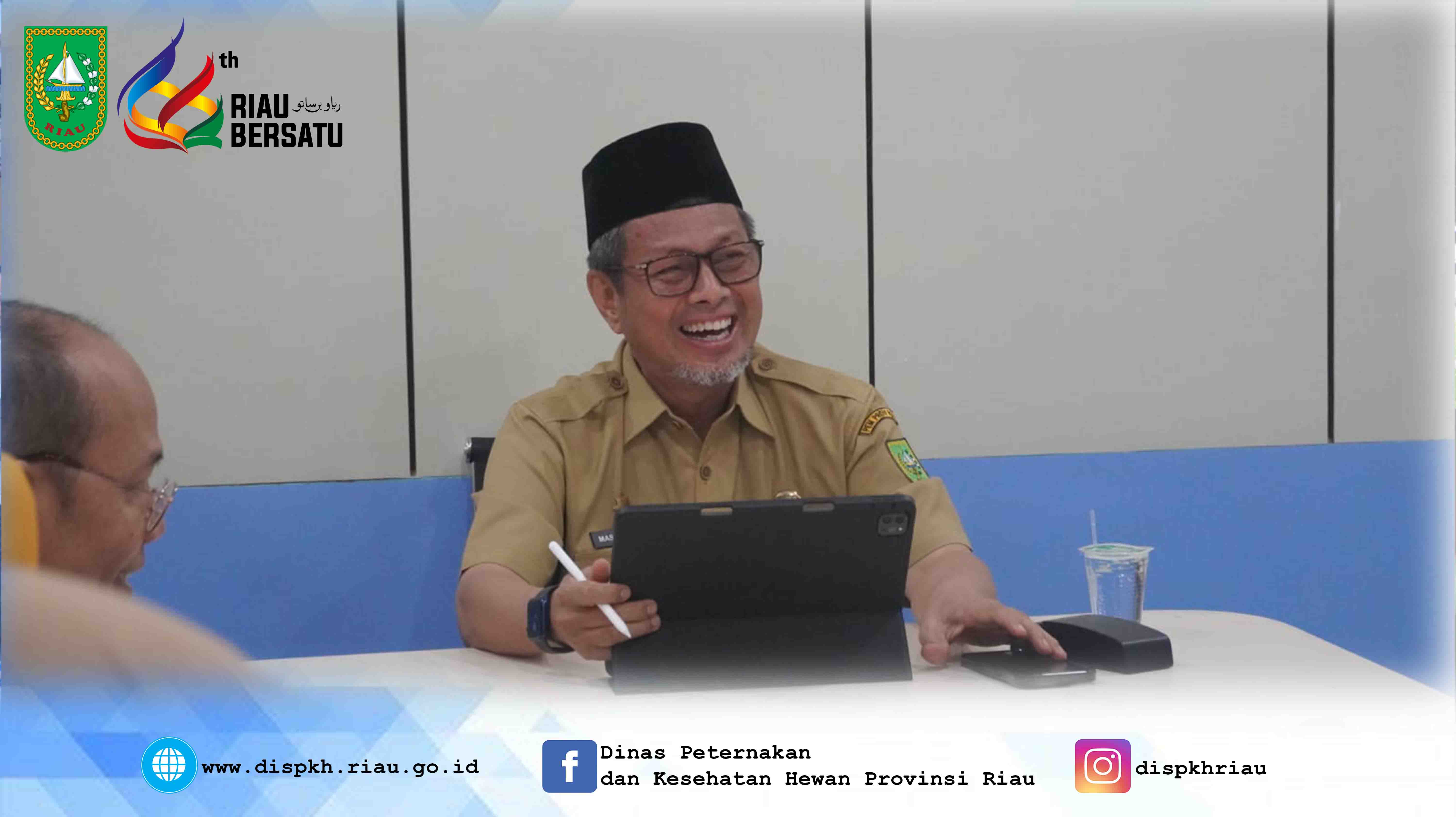 Kepala Dinas Peternakan memimpin Rapat dengan pejabat eselon 3 dan perencanaan