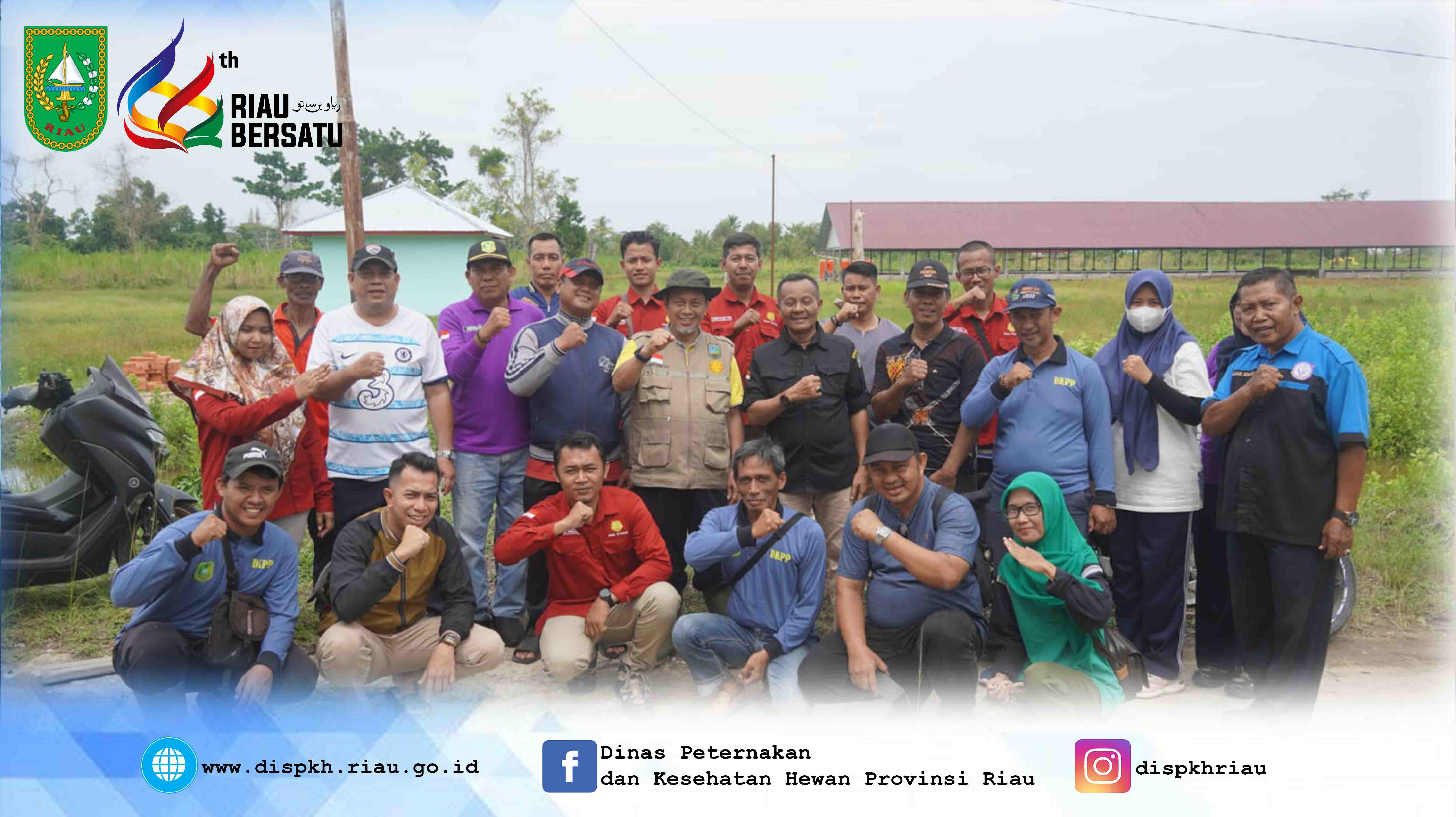 Peninjauan Kepala Dinas Peternakan dan Kesehatan Hewan Provinsi Riau ke Kandang Usaha Sapi Badan Usaha Milik Desa (BUMD)